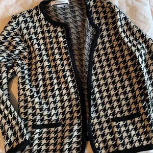 Vintage houndstooth oversized cardigan.